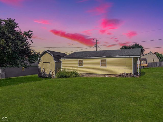 2003 F Street, Bedford, IN 47421