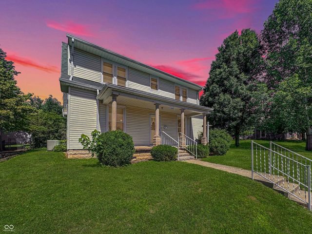 2003 F Street, Bedford, IN 47421