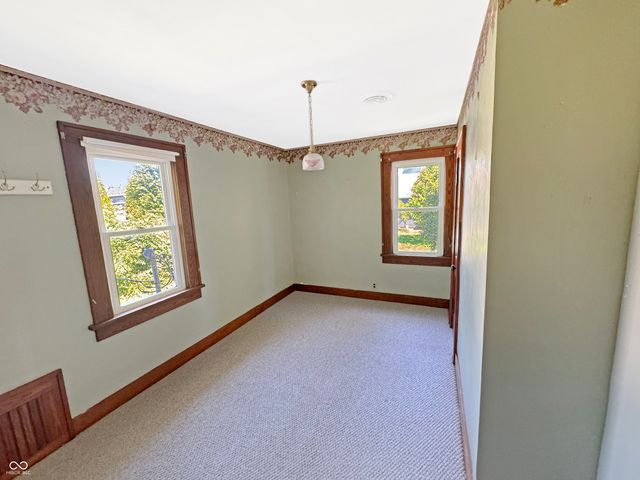 2003 F Street, Bedford, IN 47421
