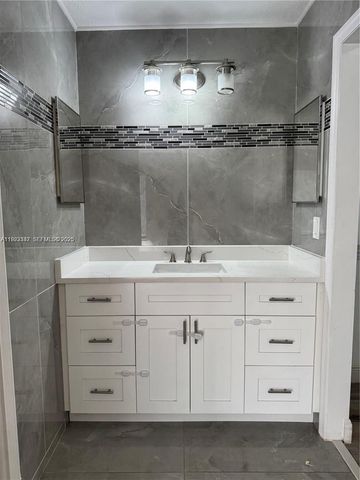 4057 SW Haycroft St, Port St. Lucie, FL 34953