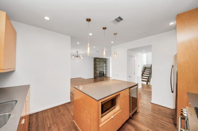 1823 Southmore Boulevard, Houston, TX 77004