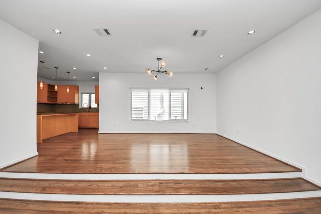 1823 Southmore Boulevard, Houston, TX 77004