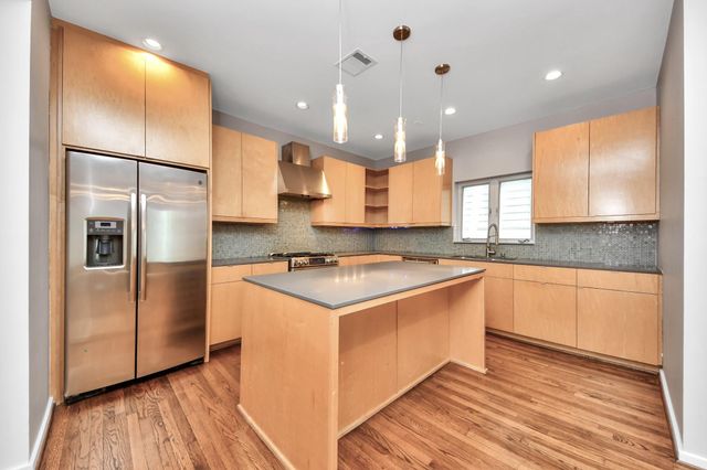 1823 Southmore Boulevard, Houston, TX 77004