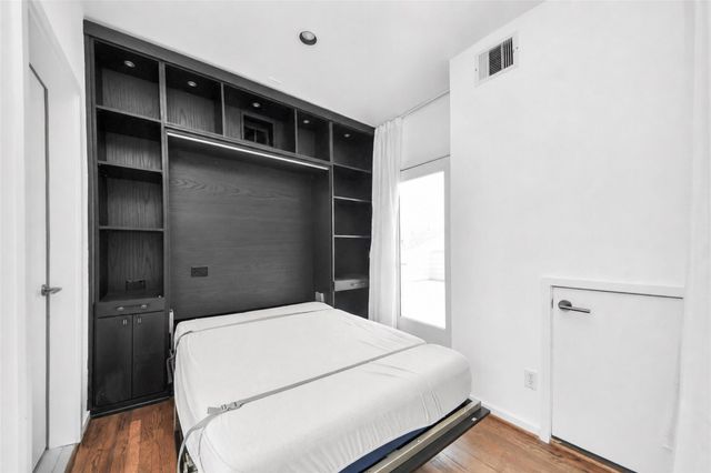 1823 Southmore Boulevard, Houston, TX 77004
