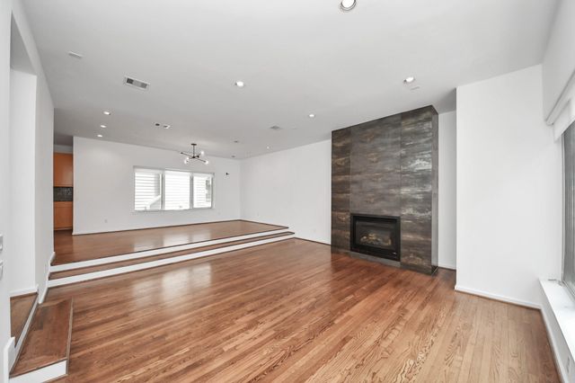 1823 Southmore Boulevard, Houston, TX 77004