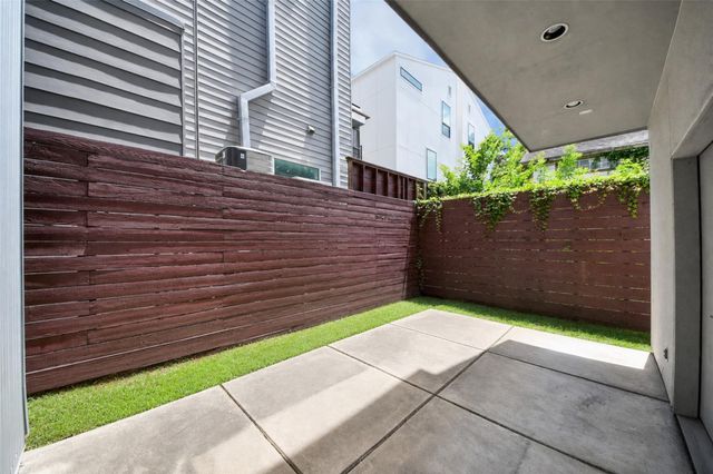 1823 Southmore Boulevard, Houston, TX 77004
