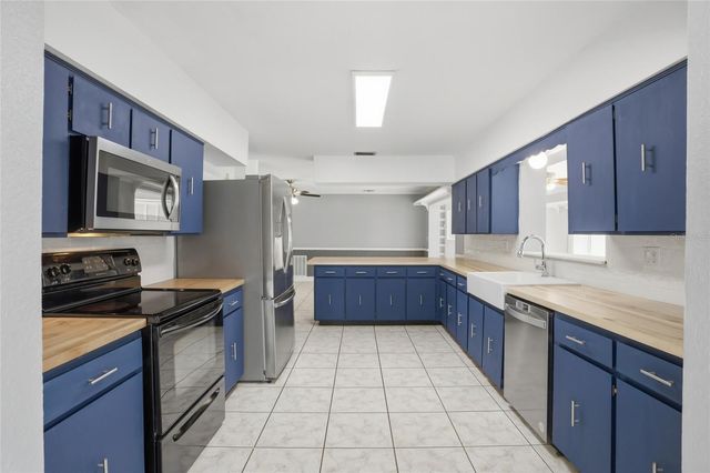608 PONDEROSA DRIVE, St Cloud, FL 34769
