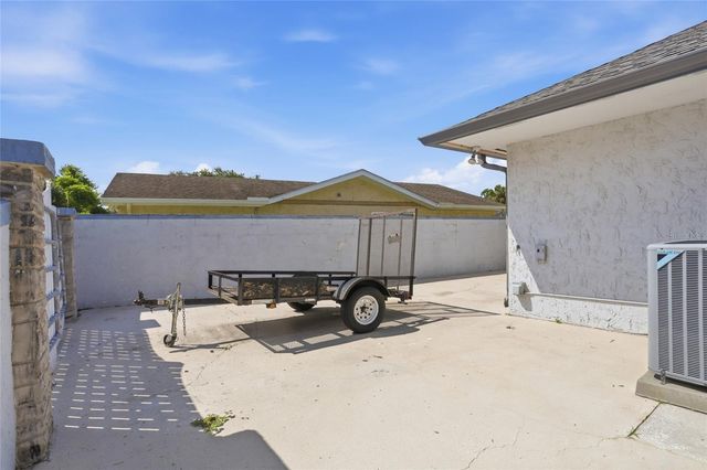608 PONDEROSA DRIVE, St Cloud, FL 34769