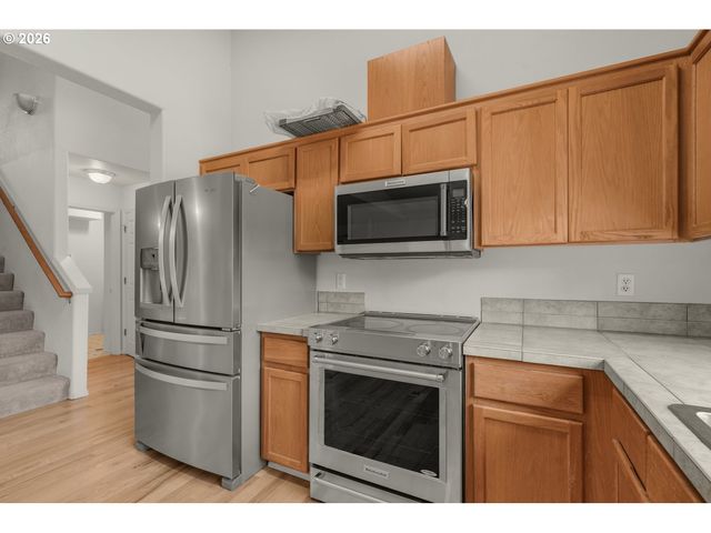 1353 Ne 86TH Ct, Hillsboro, OR 97006