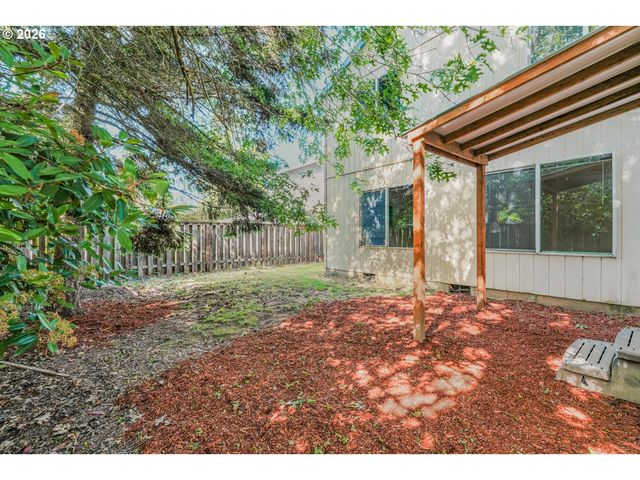 1353 Ne 86TH Ct, Hillsboro, OR 97006