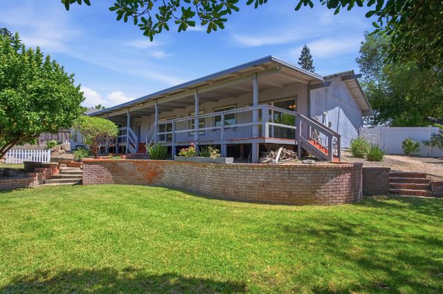 6701 Arrowwood Dr, Riverbank, CA 95367