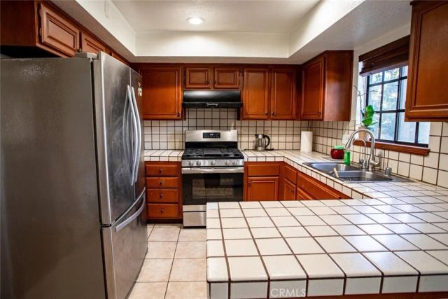 5327 Wilkinson Avenue 6, Valley Village, CA 91607