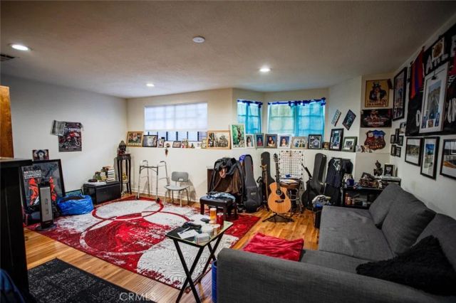 5327 Wilkinson Avenue 6, Valley Village, CA 91607