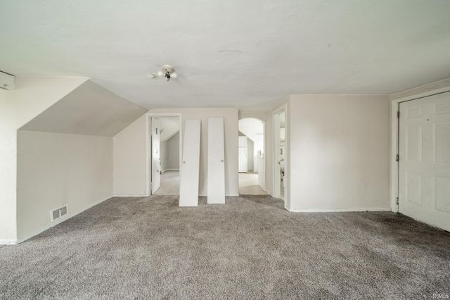 239 W 38Th Street, Anderson, IN 46013
