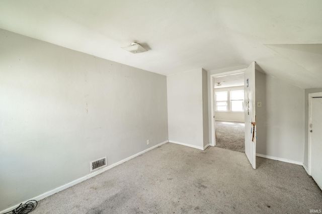 239 W 38Th Street, Anderson, IN 46013
