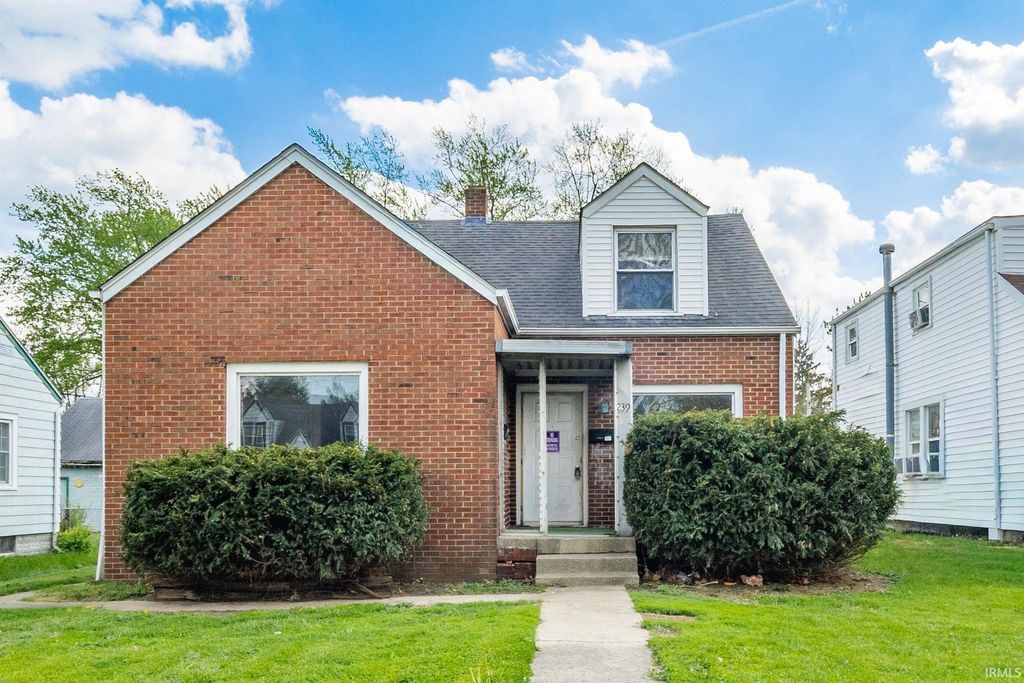 239 W 38Th Street, Anderson, IN 46013