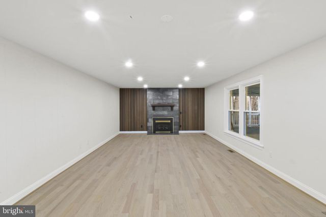 55 MOUNTAIN LAUREL CT, Fredericksburg, VA 22406