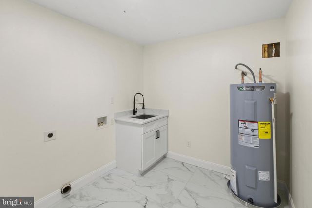 55 MOUNTAIN LAUREL CT, Fredericksburg, VA 22406