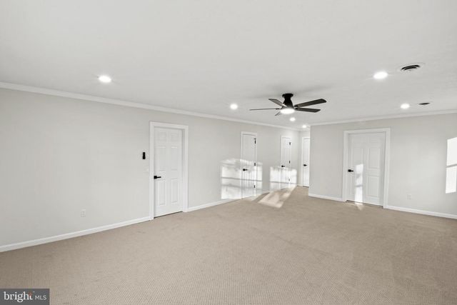 55 MOUNTAIN LAUREL CT, Fredericksburg, VA 22406