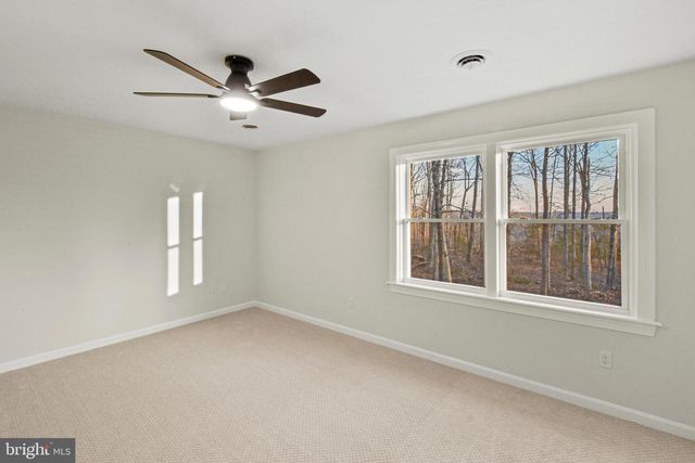 55 MOUNTAIN LAUREL CT, Fredericksburg, VA 22406