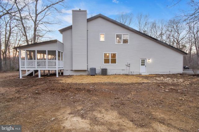 55 MOUNTAIN LAUREL CT, Fredericksburg, VA 22406