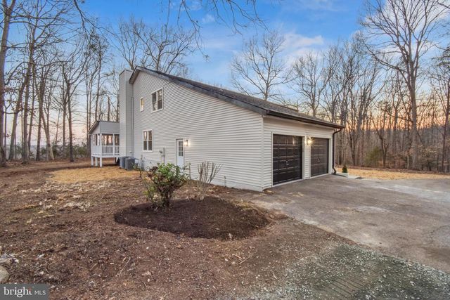 55 MOUNTAIN LAUREL CT, Fredericksburg, VA 22406