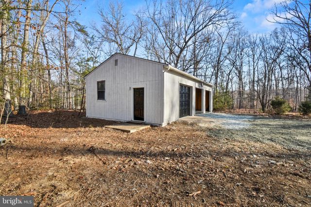 55 MOUNTAIN LAUREL CT, Fredericksburg, VA 22406