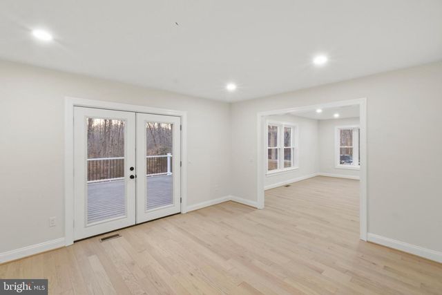 55 MOUNTAIN LAUREL CT, Fredericksburg, VA 22406