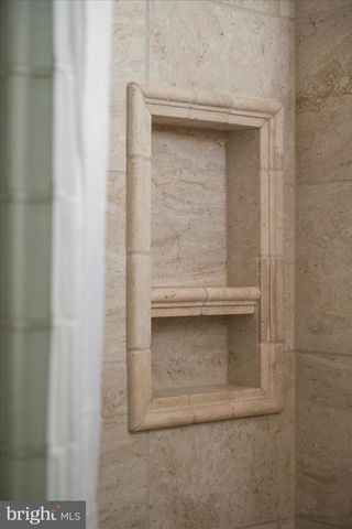 12957 HARBOR RD, Ocean City, MD 21842