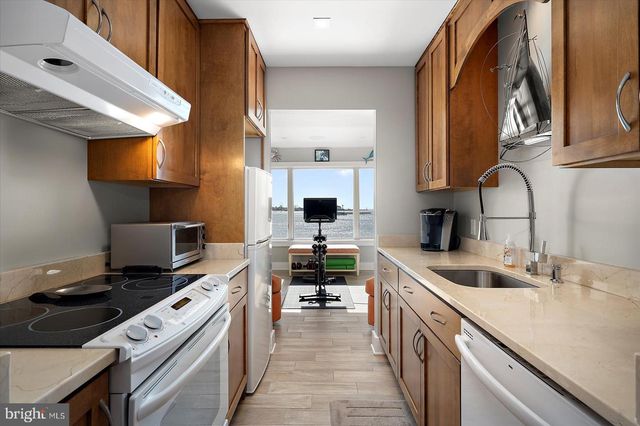 12957 HARBOR RD, Ocean City, MD 21842