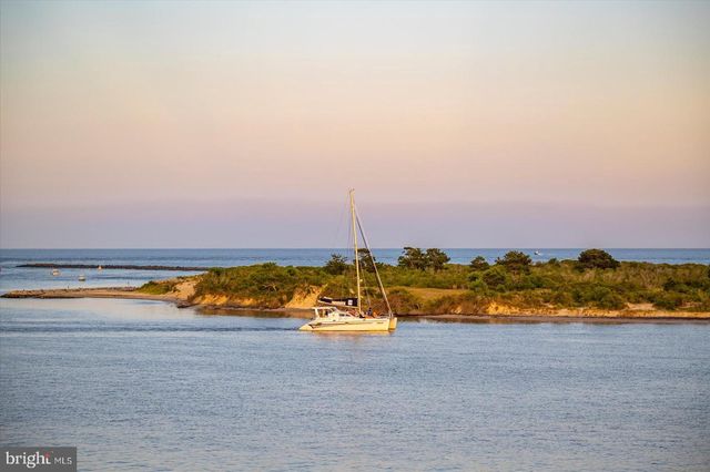 12957 HARBOR RD, Ocean City, MD 21842