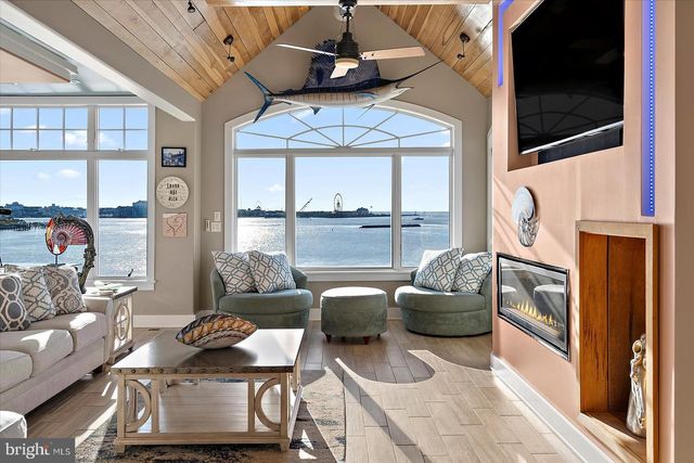 12957 HARBOR RD, Ocean City, MD 21842