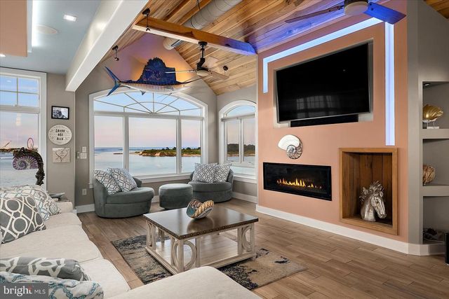 12957 HARBOR RD, Ocean City, MD 21842