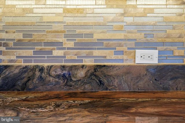 12957 HARBOR RD, Ocean City, MD 21842