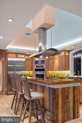 12957 HARBOR RD, Ocean City, MD 21842