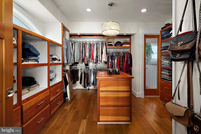 12957 HARBOR RD, Ocean City, MD 21842