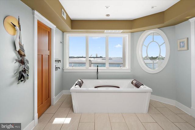 12957 HARBOR RD, Ocean City, MD 21842