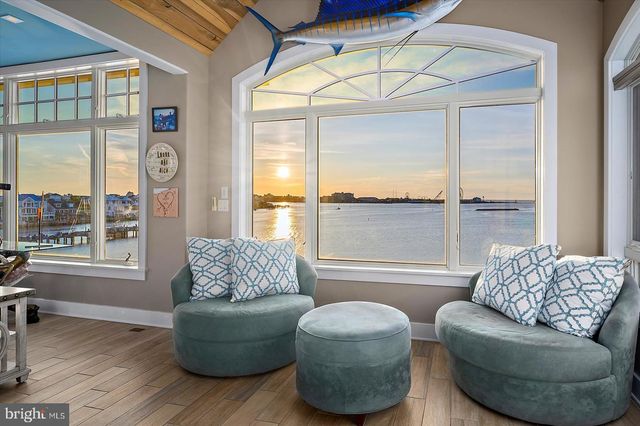 12957 HARBOR RD, Ocean City, MD 21842