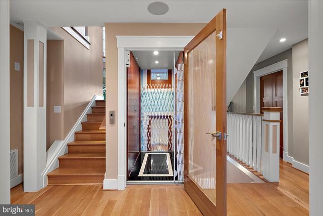 12957 HARBOR RD, Ocean City, MD 21842