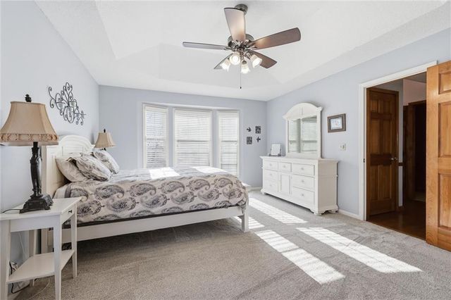 14512 W 69th Terrace, Shawnee, KS 66216