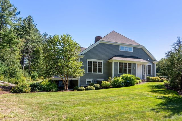 13 Garrison Way 13, Carlisle, MA 01741