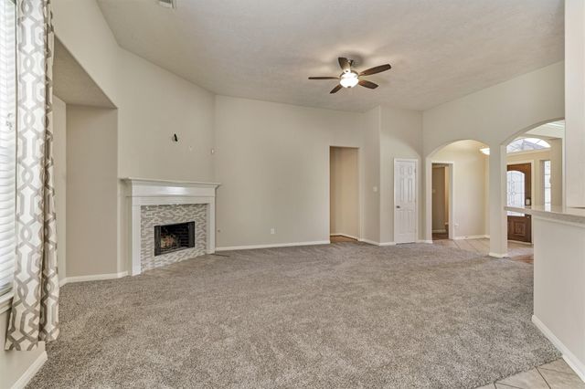 126 S Regan Mead Circle, The Woodlands, TX 77382