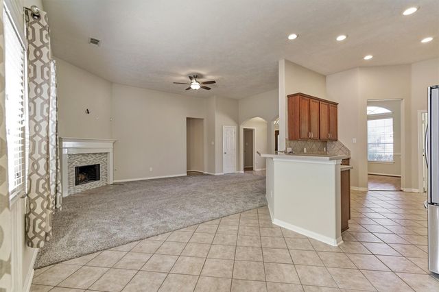 126 S Regan Mead Circle, The Woodlands, TX 77382