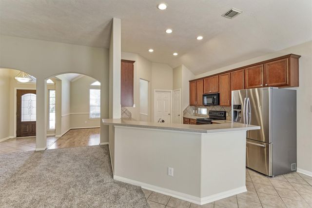 126 S Regan Mead Circle, The Woodlands, TX 77382