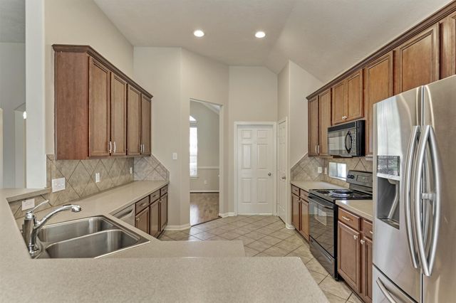 126 S Regan Mead Circle, The Woodlands, TX 77382