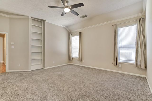 126 S Regan Mead Circle, The Woodlands, TX 77382