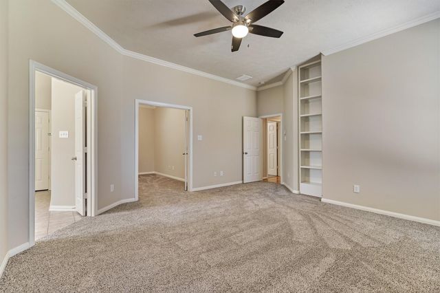126 S Regan Mead Circle, The Woodlands, TX 77382
