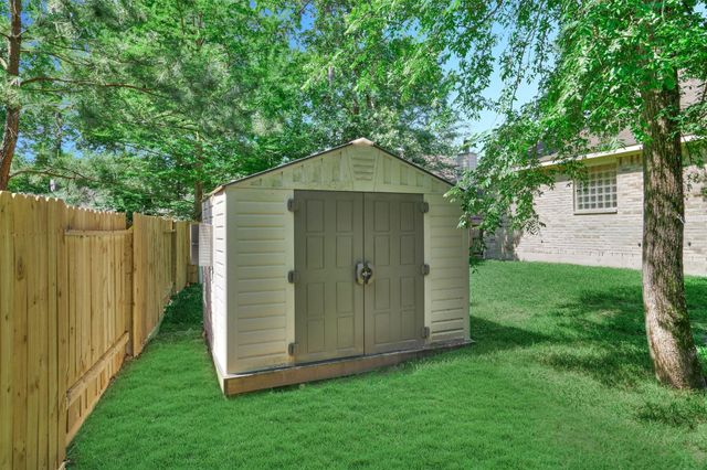 126 S Regan Mead Circle, The Woodlands, TX 77382