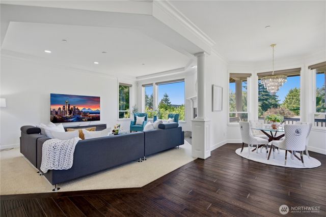 11022 SE 61st Place, Bellevue, WA 98006