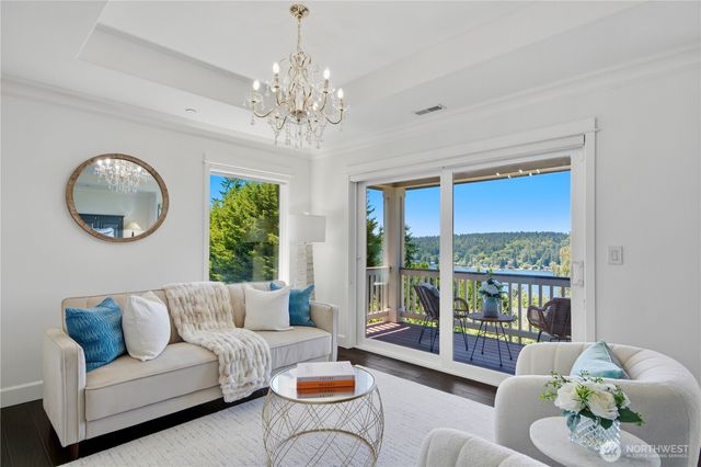 11022 SE 61st Place, Bellevue, WA 98006